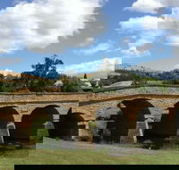 Richmond and Wine Tour Departing Hobart - Perisher Accommodation