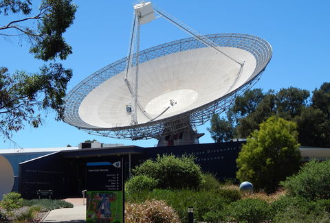 CSIRO Parkes Radio Telescope Visitor Centre - Perisher Accommodation 0