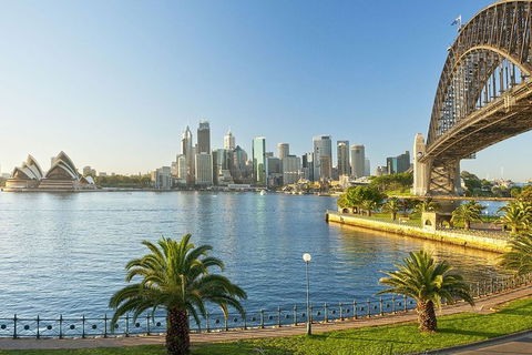 Sydney Airport Transfers : Sydney City To Sydney Airport SYD In Business Car - Perisher Accommodation 8