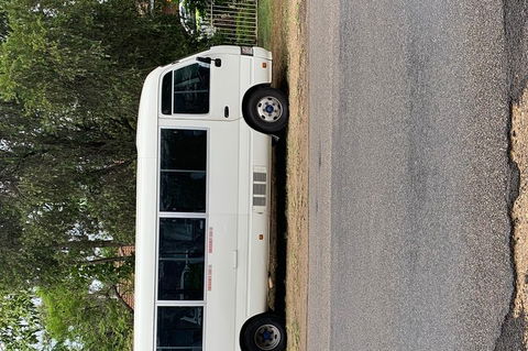 Swann Transfers - Mini Bus Chauffeur Services - Perisher Accommodation 1