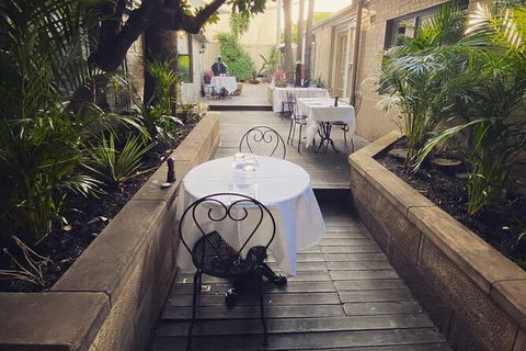 Darlinghurst Dining Walk - Perisher Accommodation 4