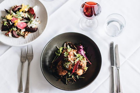 Taste Of The Highlands: Pinot Masterclass And Gourmet Lunch With Wine Pairings - Perisher Accommodation 1
