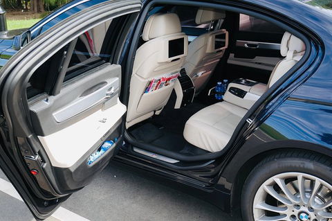 Sydney Airport Premium Arrival Transfer - Perisher Accommodation 1
