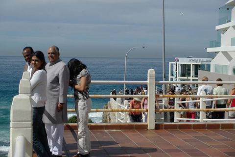 Limousine Services In Sydney Australia - Mercedes S Class And Sprinter 12seater - Perisher Accommodation 21