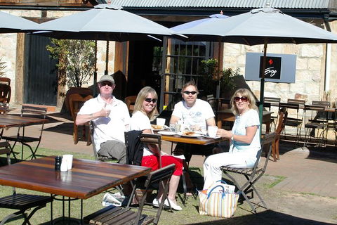 Limousine Services In Sydney Australia - Mercedes S Class And Sprinter 12seater - Perisher Accommodation 36