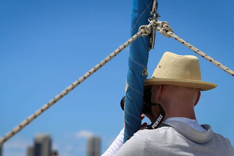Private Sydney Harbour Sightseeing Cruise With Local Captain - Perisher Accommodation 3