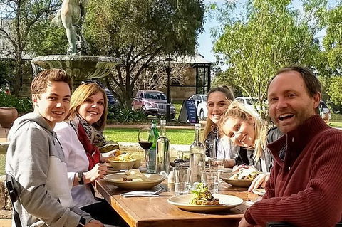 The Complete Hunter Valley Wine Tour Of Pokolbin, Mt View, Lovedale And Rothbury - Perisher Accommodation 4