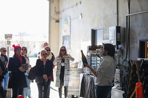 Sparkling Wine Demonstration And Wine Tasting 10am Saturday - Perisher Accommodation 0