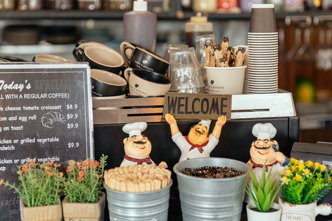 Sydney Classic Bites & Local Flavors: Private Food Tour - Perisher Accommodation 3