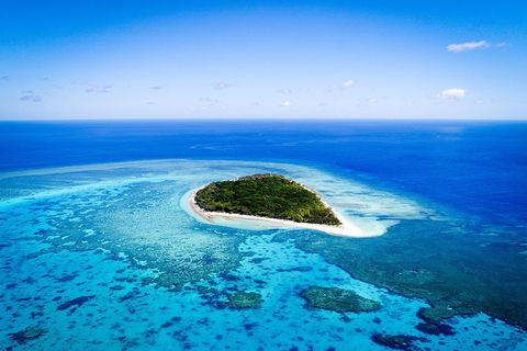 Lady Musgrave Day Trip From Bundaberg Including Snorkeling, Glass Bottom Tour And Guided Island Walk - Perisher Accommodation 0