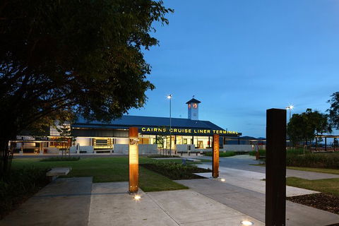 Cairns Airport Private Chater Transfer - Perisher Accommodation 5