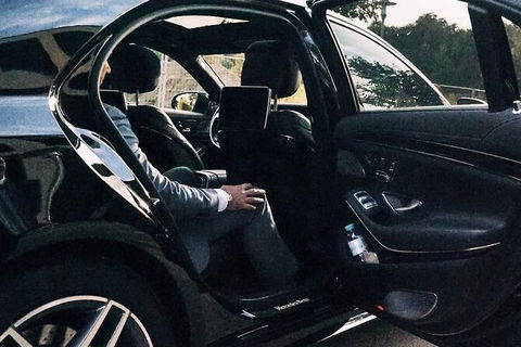 Arrival Private Transfers: Adelaide Airport ADL To Adelaide In Business Car - Perisher Accommodation 4