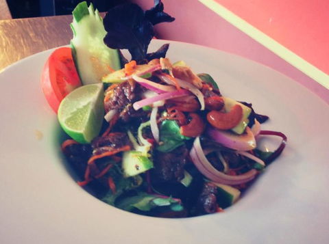 Little Thai Cafe & Restaurant - Perisher Accommodation 4