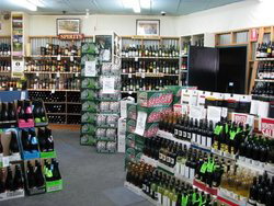 Mayfair Tavern & Bottleshop - Perisher Accommodation 3