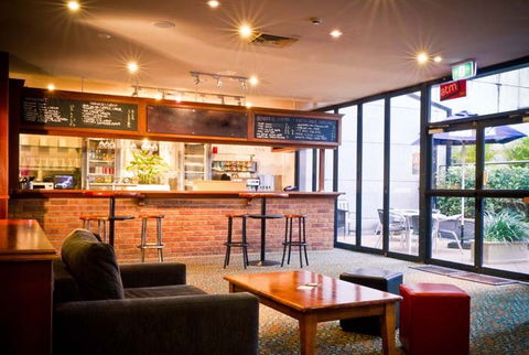 CBD Hotel Newcastle - Perisher Accommodation 0
