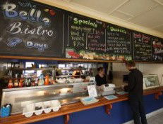 Bellevue Hotel Tuncurry - Perisher Accommodation 2