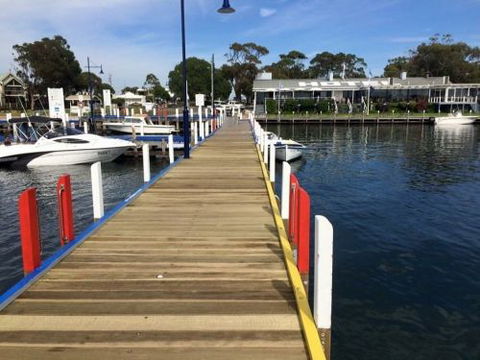 Metung Hotel - Perisher Accommodation 8