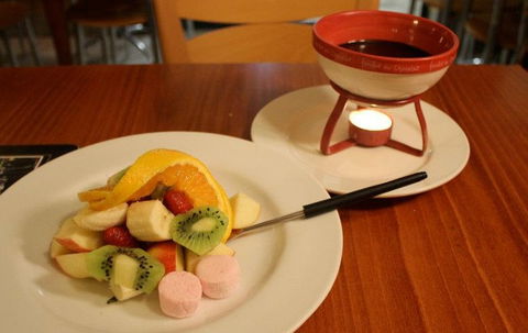 CJ's French Fondue Restaurant - Perisher Accommodation 0