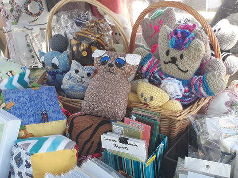 Rotary Club Of Lilydale Craft And Produce Market - Perisher Accommodation 2