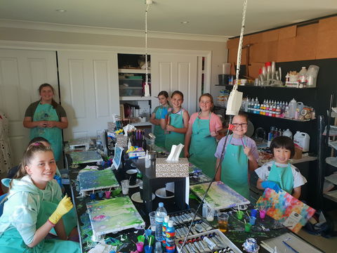 School Holidays - Kids Art Class - Painting - Perisher Accommodation 0