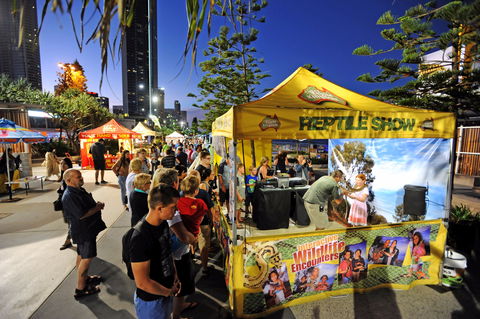 Surfers Paradise Beachfront Markets - Perisher Accommodation 0