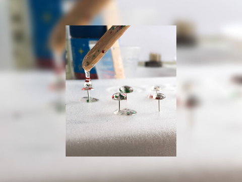 Grab A Glass Of Wine And Learn To Make Resin Earrings! - Perisher Accommodation 0