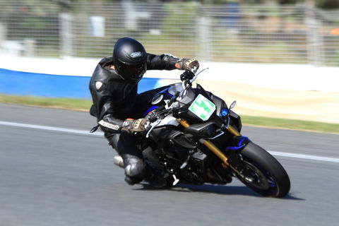 QR Moto Ride Days At Queensland Raceways! - Perisher Accommodation 2