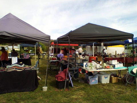 Tarago Craft, Art, Produce Seasonal (CAPS) Market - Perisher Accommodation 1