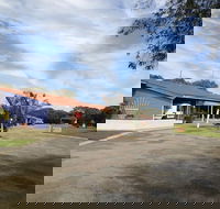 Emu Beach Chalets - Perisher Accommodation