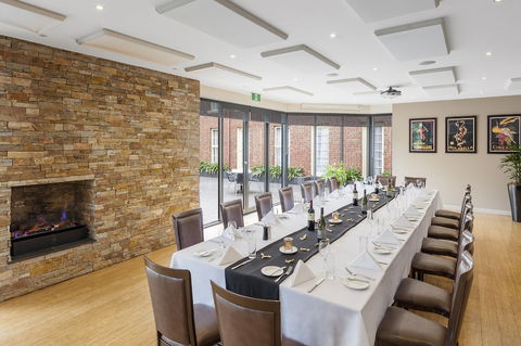 Canterbury International Hotel - Perisher Accommodation 5