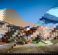 Comfort Inn  Suites Robertson Gardens - Perisher Accommodation