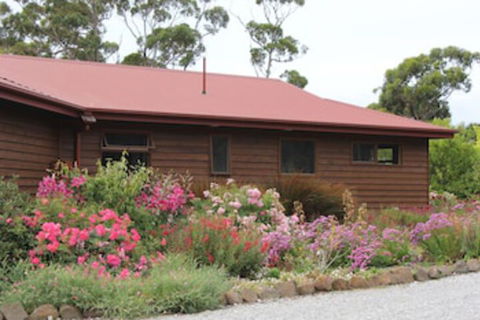 Eagles Roost Farmstay B & B - Perisher Accommodation 0