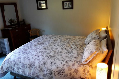 Eagles Roost Farmstay B & B - Perisher Accommodation 4