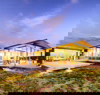 Cloudy Bay Beach House - Perisher Accommodation