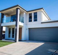 The Races Swanport - Perisher Accommodation