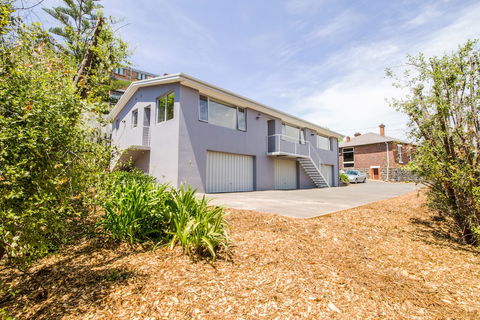CBD Apartments Launceston - Perisher Accommodation 3
