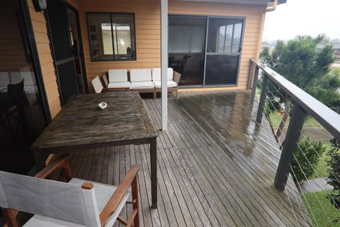 Waterfront Delight On Cater - Perisher Accommodation 4