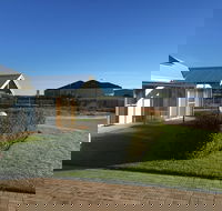 Golf and Beach Retreat - Perisher Accommodation