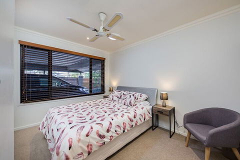 Gold Coast Stunning Waterfront Retreat By Hostrelax - Perisher Accommodation 4