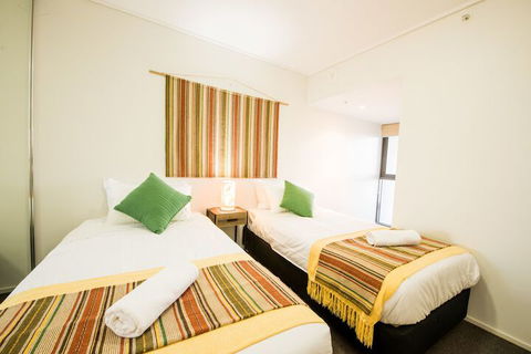 CBD African Charm, Story Bridge & River Views - Perisher Accommodation 6