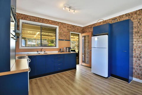 Marias Beach House Pet Friendly - Perisher Accommodation 5