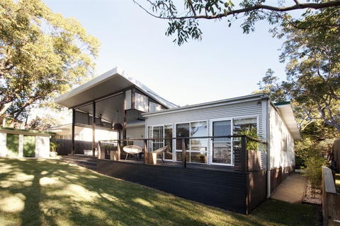 Kirbys Berrara Beach House - Perisher Accommodation 1