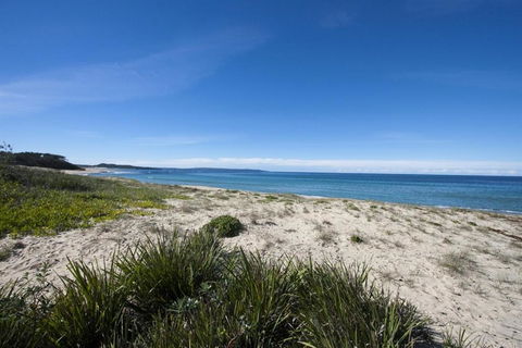Kirbys Berrara Beach House - Perisher Accommodation 6