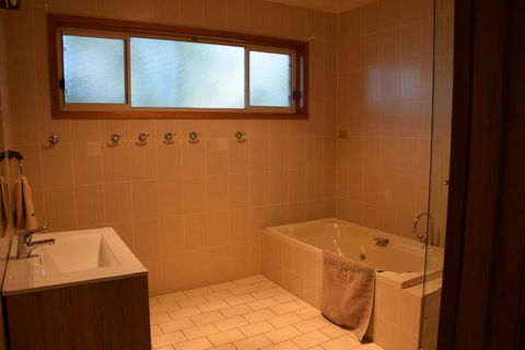 Tranquillity Beach House - Perisher Accommodation 1