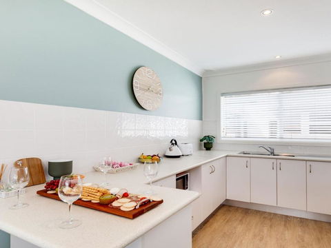 Ocean Blue Apartment Three Apartment On 2nd Level - Perisher Accommodation 3