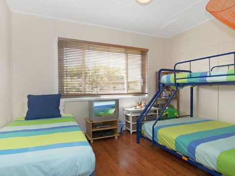 Urchins Funky Comfort & Style - Perisher Accommodation 6