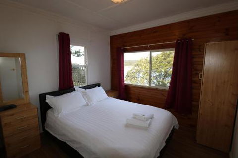 Waterfront Cottages - Perisher Accommodation 3