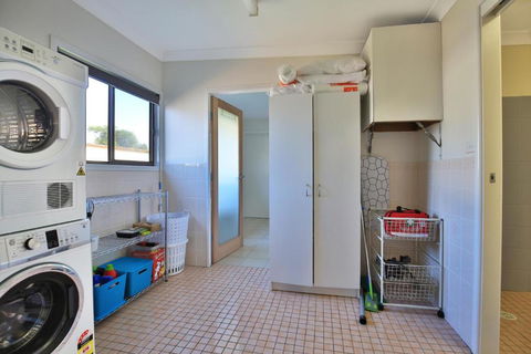 Bluetongue At Culburra Pet Friendly 4 Mins To Beach - Perisher Accommodation 5