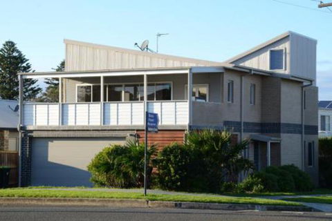 Dream Catcher Beach House Shellharbour - Perisher Accommodation 6