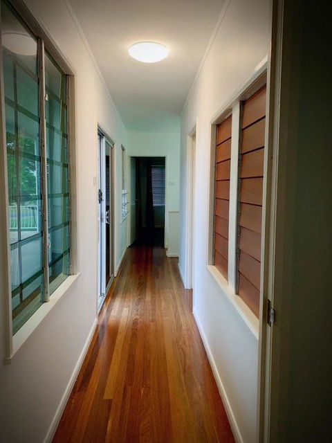 Holiday Rental Huge House With Beach Views - Perisher Accommodation 2